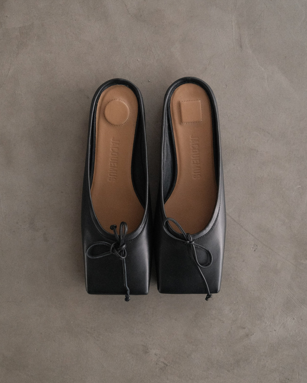 JACQUEMUS Les Plates Ballet Mules