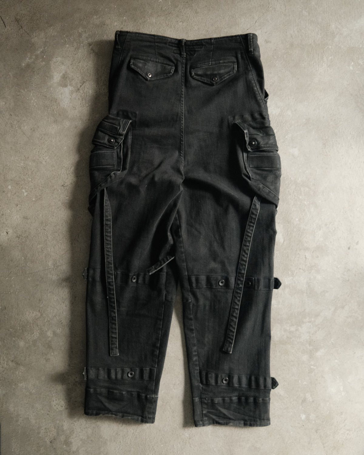 FW22 Julius Gas-Mask Cargo Pants