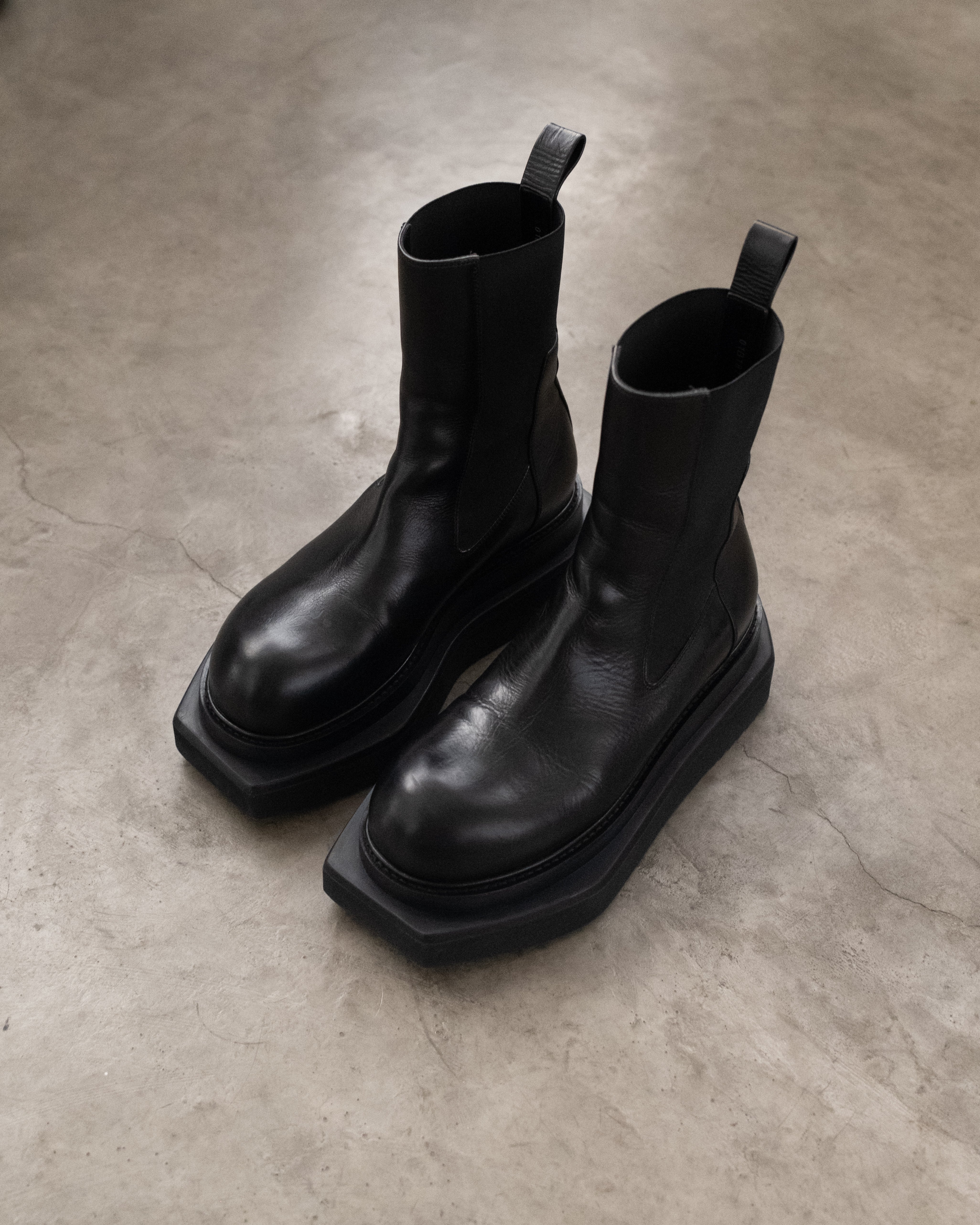 靴 rick owens beatle turbo cyclops Rick Owens Beatle Turbo Cyclops Boots Black (Women's