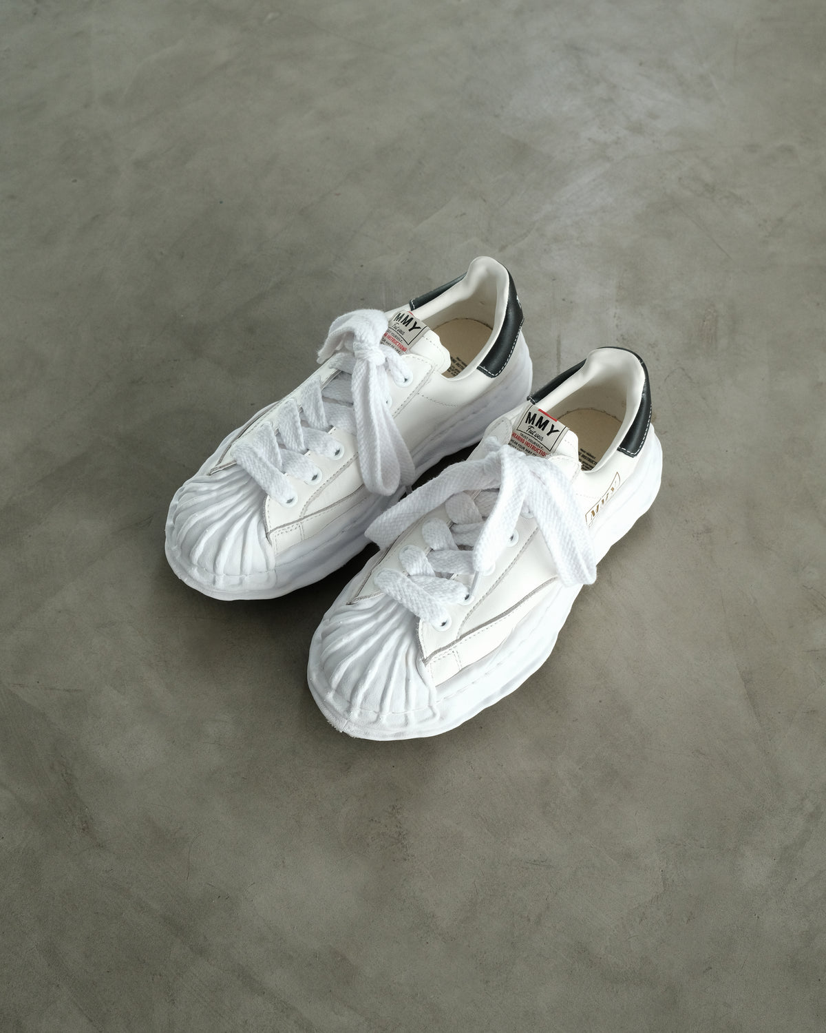 MAISON MIHARA YASUHIRO Blakey Low Top Sneaker