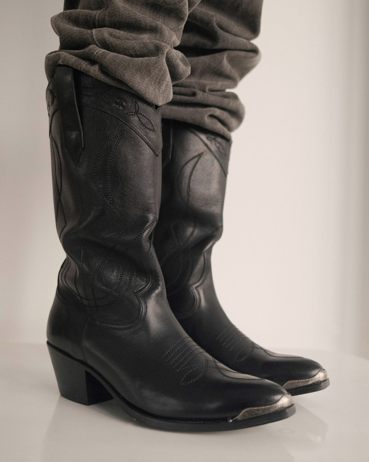 CELINE X HEDI SLIMANE SS22 Cosmic Cruiser Western Boots