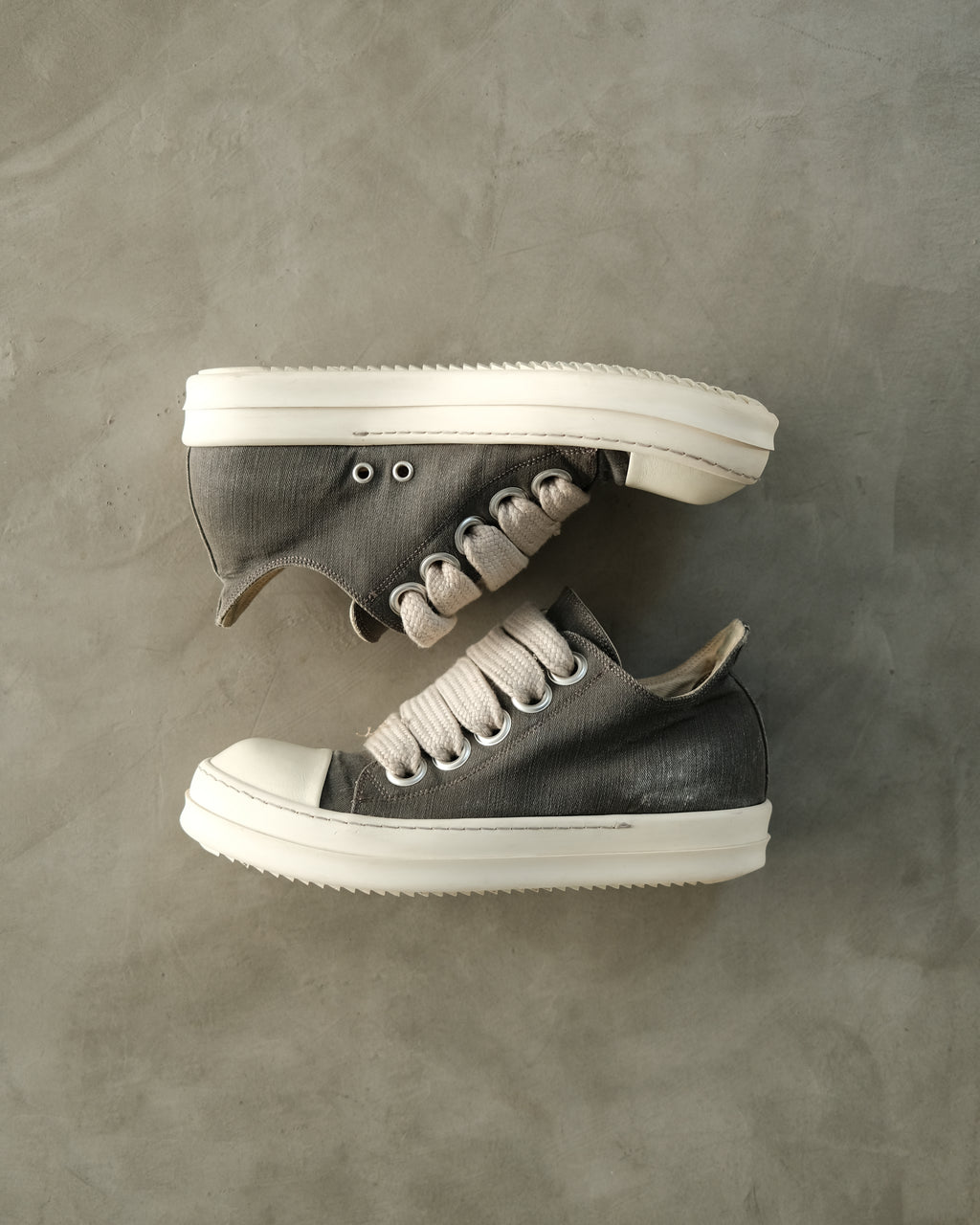 RICK OWENS Drkshdw Ramones Jumbo Lace Low “ Drak Dust”