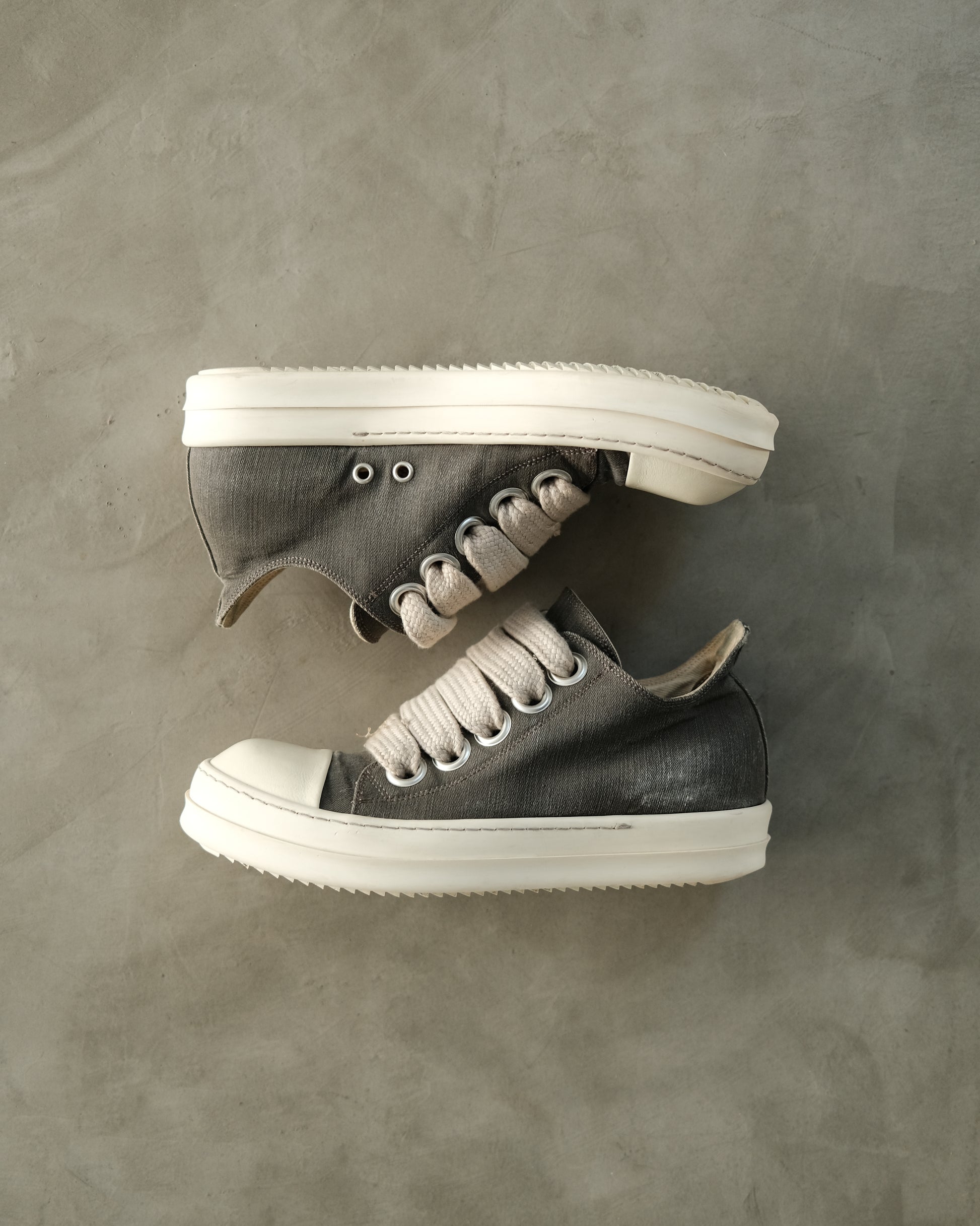 RICK OWENS Drkshdw Ramones Jumbo Lace Low “ Drak Dust”