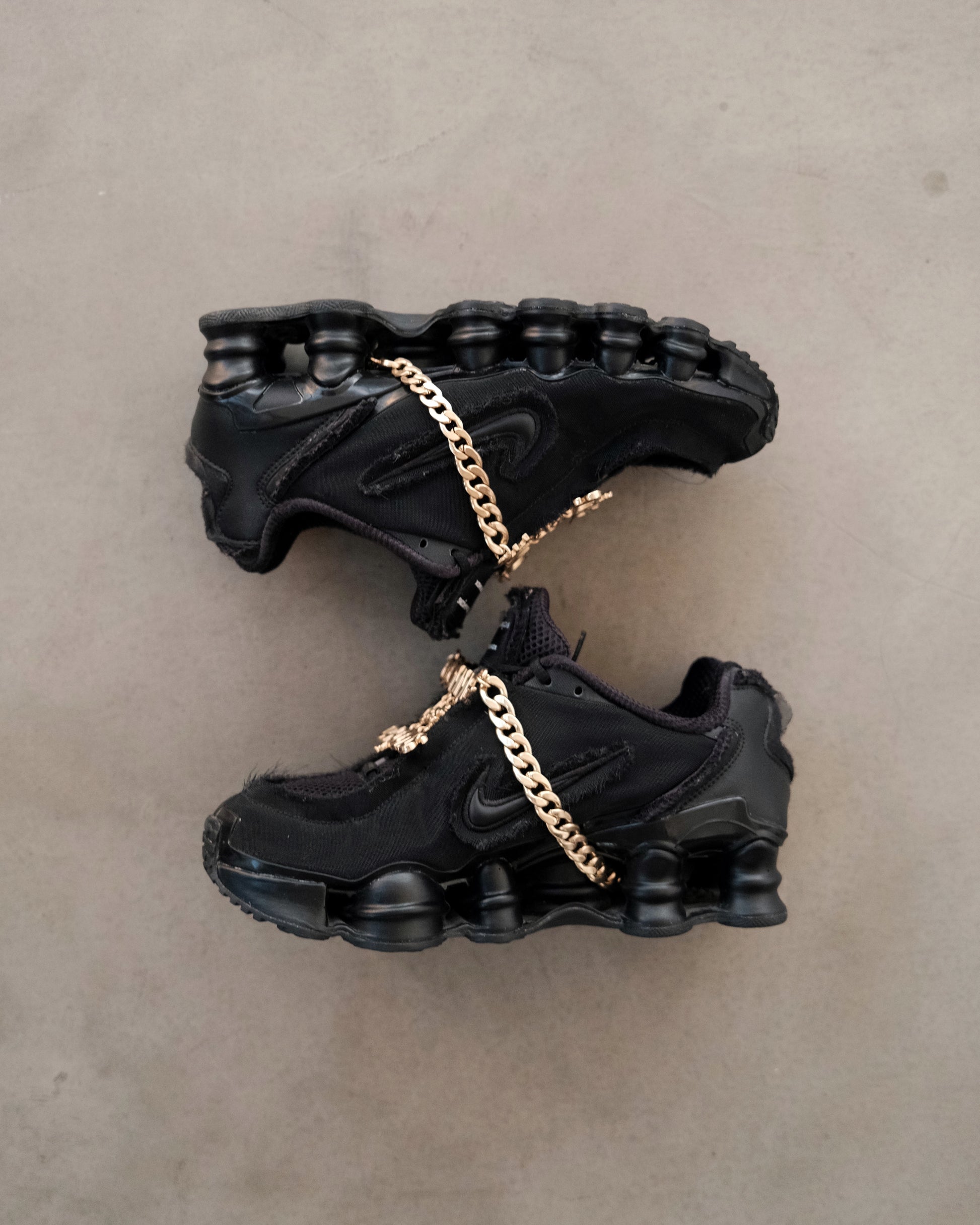 COMME des GARÇONS × Nike Shox TL in Triple Black Closer Look