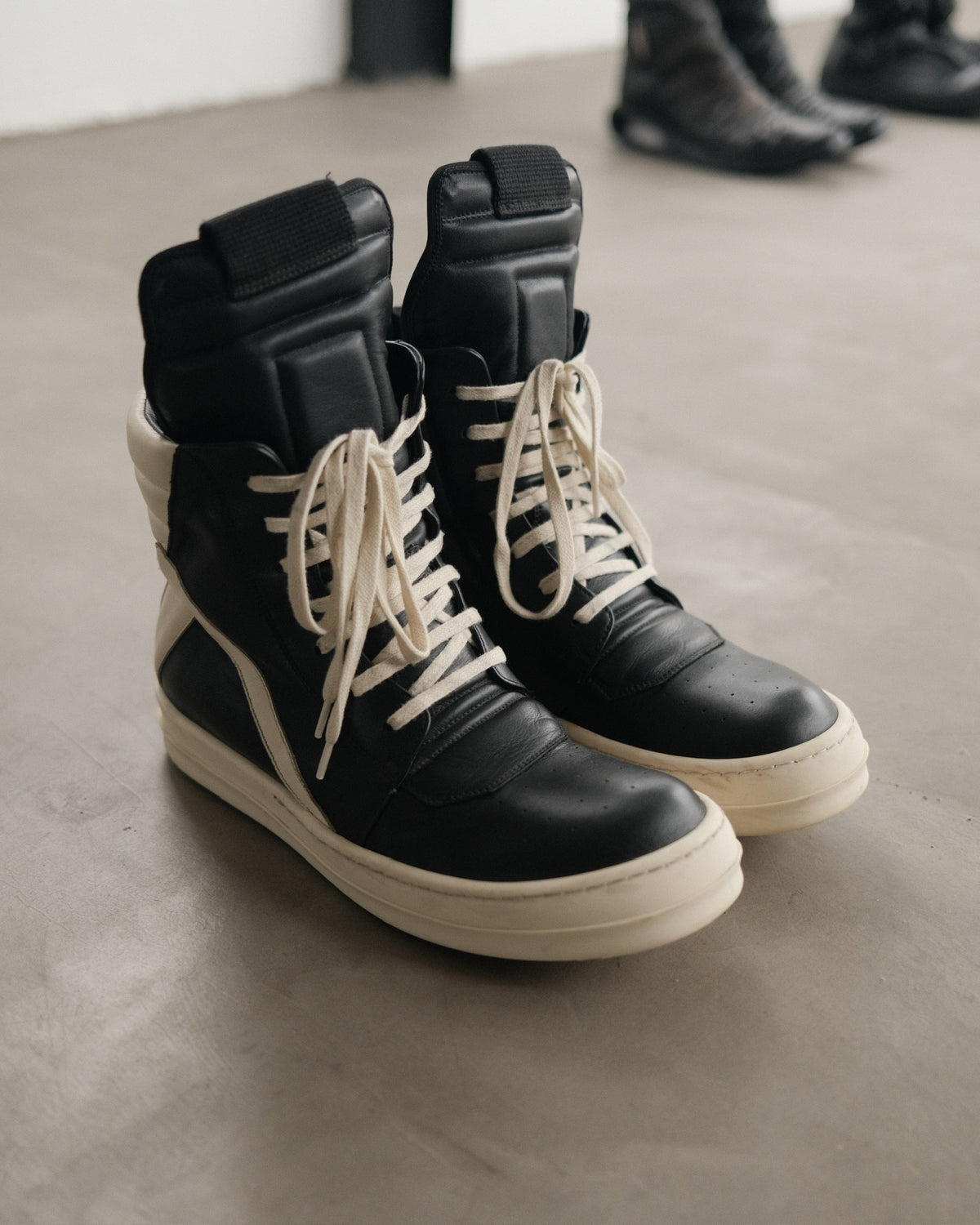 RICK OWENS SS23 Geobaskets Sneakers