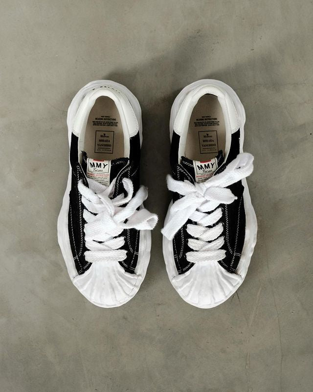 MAISON MIHARA YASUHIRO Blakey Low Top Sneakers
